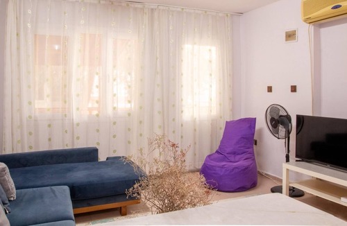 Karaburun Apartment | Flat with Large Balcony in Izmir