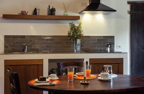 Massa Marittima Apartment | Flat with pool in the Tuscan Maremma
