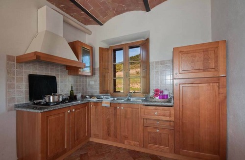 Pomarance Apartment | Flat with private veranda,shared pool,quiet location for a relaxing holiday,sl 4