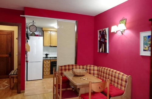Linsoles Apartment | Flat with terrace