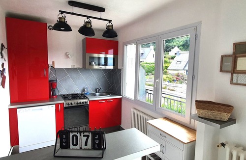 Perros-Guirec Apartment | flat with two bedrooms, walking distance from the beach with parking and balcony
