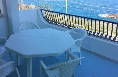 Porto Tricase Apartment | Flat with water view