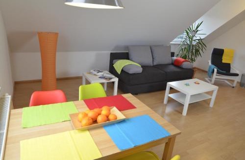 Schwanheim Apartment | flat2let Apartment 8