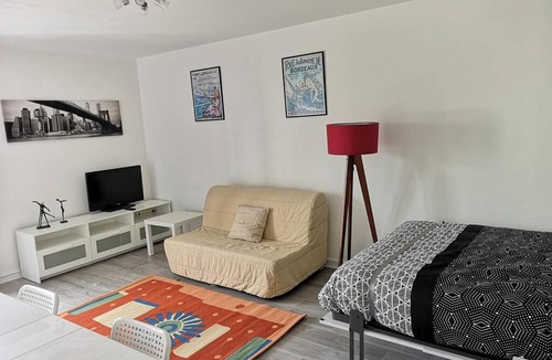 Pessac Apartment | Flat79