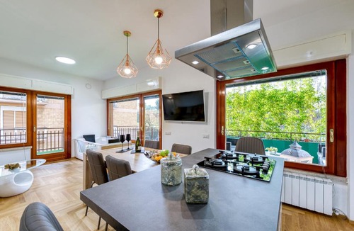 Quartiere XIII Aurelio Apartment | Flatinrome Vatican Suites