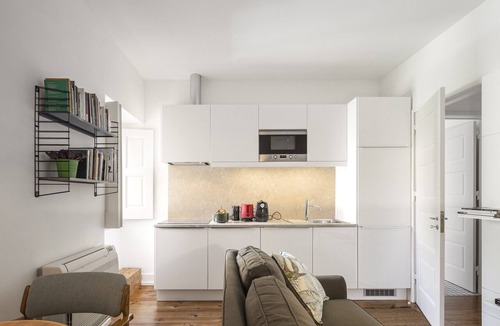 Santa Maria dos Olivais Apartment | Flattered to be in Tomar T1 C
