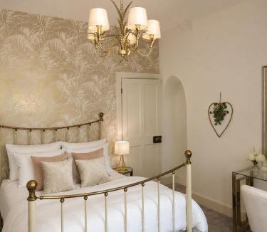 Newbottle House | Flaxstead Grange