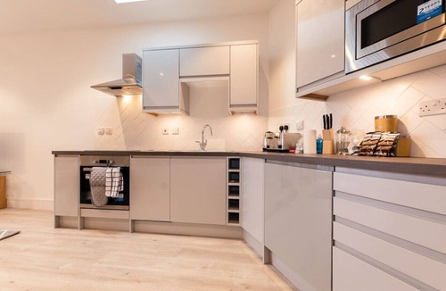 Fleet Apartment | Fleet Heights Apartment Seven