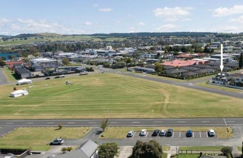 Taupo House | Fletcher House Sleeps 18 Location Views