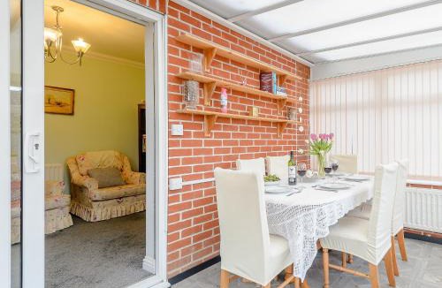 Cawston House | Fletcher's Rest