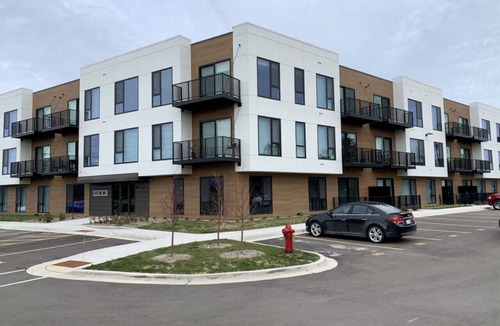Brown Deer Apartment | Flexhome Brown Deer 1BR G3 - Gym+Pool+Parking