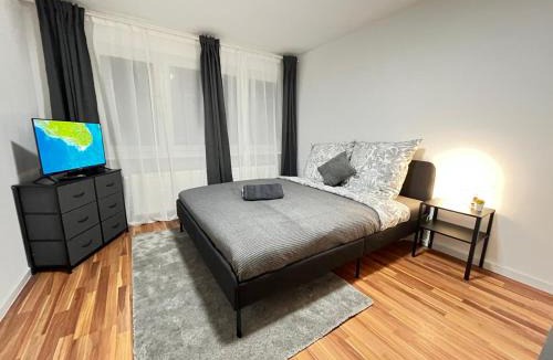 Ruppurr House | FlexStay Room 8