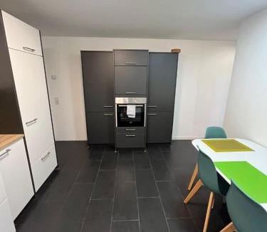 Ruppurr House | FlexStay Room 9