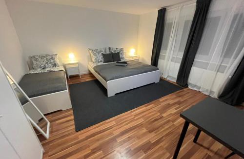 Ruppurr House | FlexStay Room 9