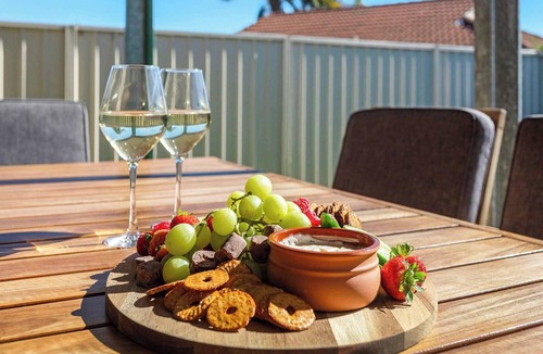 Flinders House | Flinders Hideaway - Outdoor Pets Welcome!