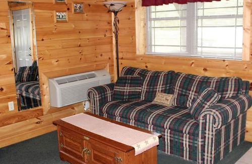 Flintstone Cabin | Flintstone Vacation Rental for the Best Weekend Getaways in Maryland