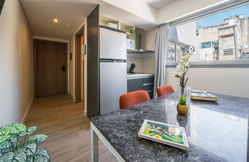 El Centro Apartment | Fliphaus + Virrey 300 - Lux Aparts 'G' Congreso