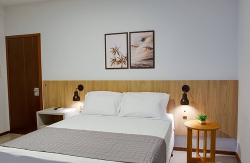 Laguna Hotel | Flipper Hotel