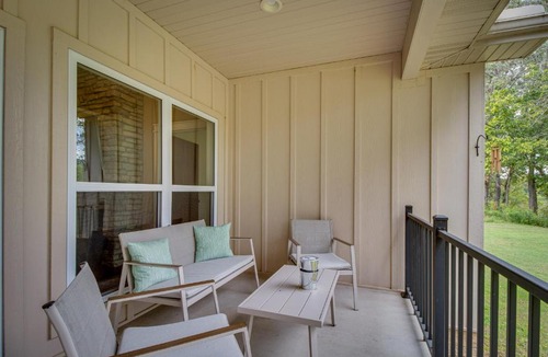 Lakeview House | Flippin Home w/Deck & Grill: Steps to White River