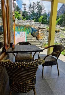 Kasol Hotel | Flipsyde Retreat