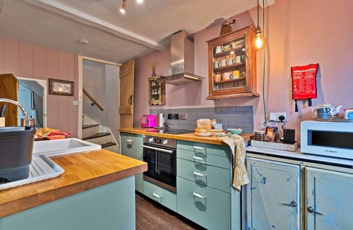 Wingfield Cottage | Flittermouse Cottage