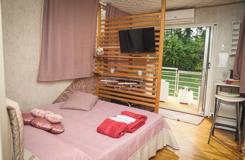 Robassomero Boat Rental | FLOATING DREAM