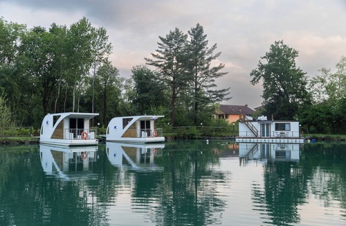 Fiano Boat Rental | Floating Dream