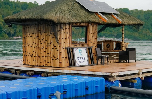 Kaputian Boat Rental | Floating Home in Reef Resort Unit 13