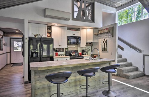 Vancouver House | Floating Home on Columbia River w/Provided Kayaks