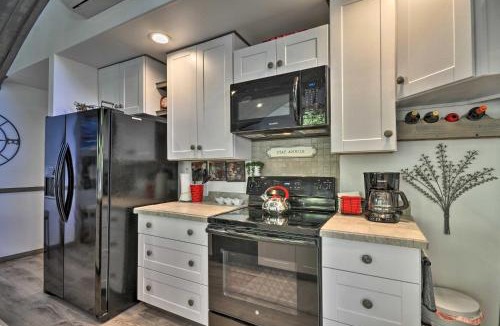 Vancouver House | Floating Home on Columbia River w/Provided Kayaks