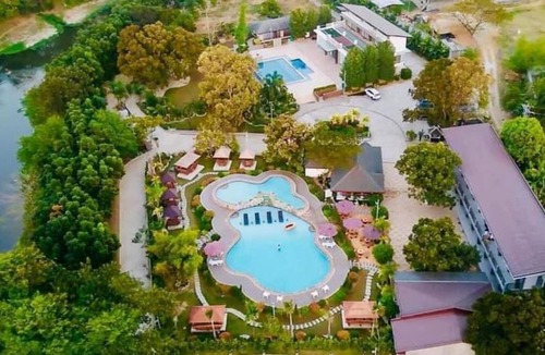 Santa Maria Hotel | Floating Sanctuary Resort Bulacan powered by Cocotel