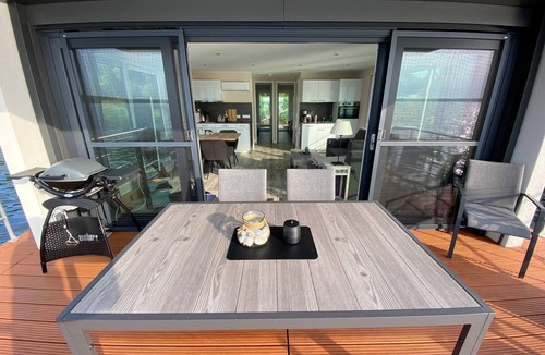 Laasow House | Floatinghouse Möwenblick: Vacation by the lake with a fantastic view