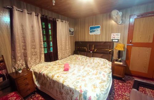 Nagin Bagh House | Flora Cottage