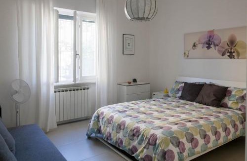Marina di Carrara House | Flora Home
