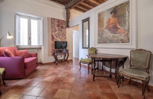 Rione IV Campo Marzio Apartment | Flora