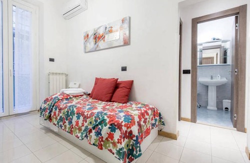 San Lorenzo Apartment | Florence Concierge - Faenza Apartment