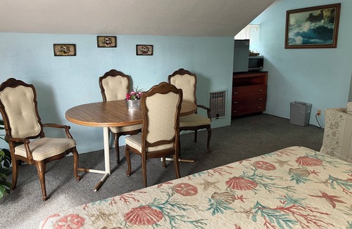 Florence Hotel | Florence Lighthouse Inn