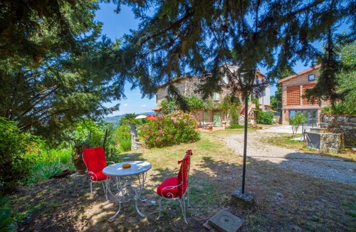 Villamagna Apartment | Florence Villa Violetta