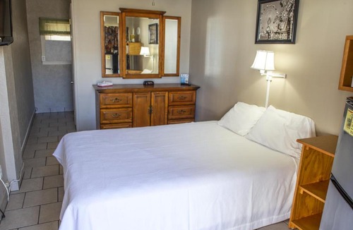 North Wildwood Hotel | Florentine Family Motel