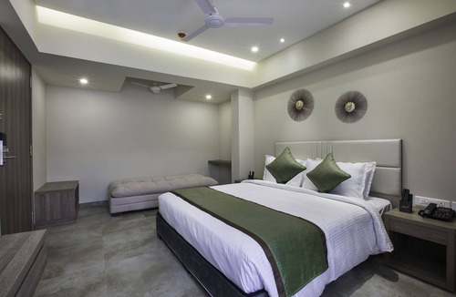 Chennai Hotel | Floressa Randa