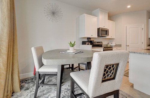 Parrish House | Florida Snowbird Haven w/Pool! Easy I-75 Access