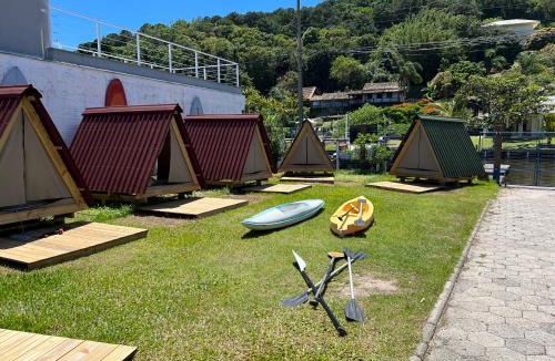 Barra da Lagoa Cabin | Floripa Glamping