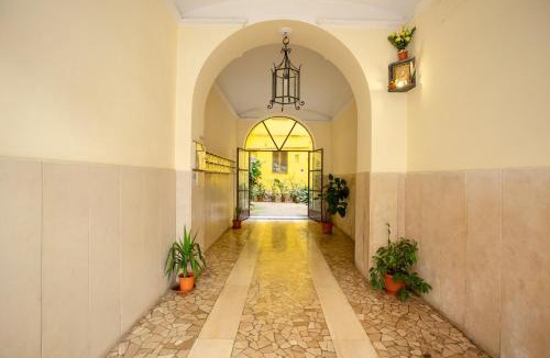 Vatican Apartment | Florje House