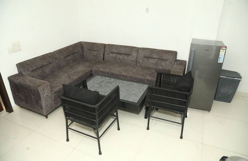 Malviya Nagar Hotel | Flourish Stay Saket near Max Hospital