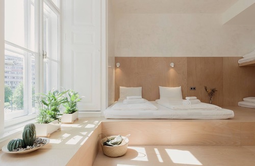 Belso-Ferencvaros Hostel | Flow Spaces