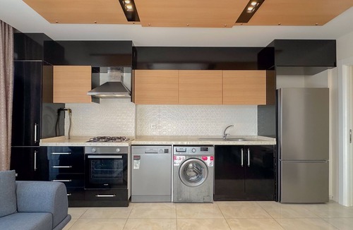 Cinarcik Apartment | Flower City Suites