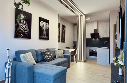 Noja Apartment | Flower Deluxe 2 - Complete Accommodation with Garden