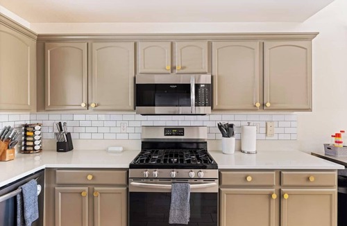 Villages At Queen Creek House | Flower Street House: Pool, Spa, Golf!