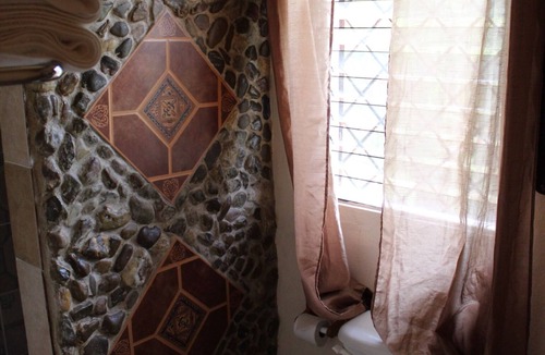 Armenia House | Flowering Fields Ranch: A lush retreat in Belize