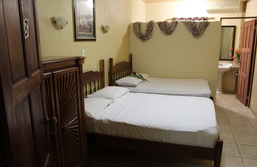 Armenia House | Flowering Fields Ranch: A lush retreat in Belize